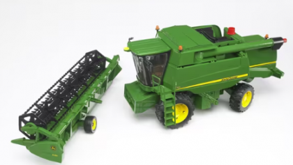 Combină de recoltat John Deere T670i